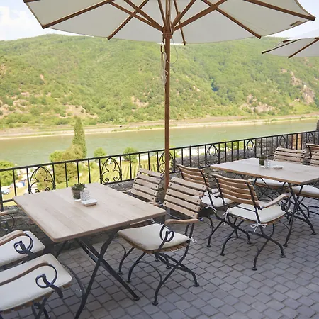 Burg Reichenstein 3*