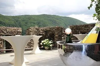 Burg Reichenstein 3*